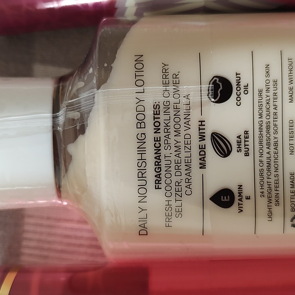 Bath & Body Works Sunset Glow body Cream, Body Lotion,& Fragrance Mist - Picture 3 of 4